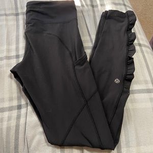 Lulu lemon runched leg leggings